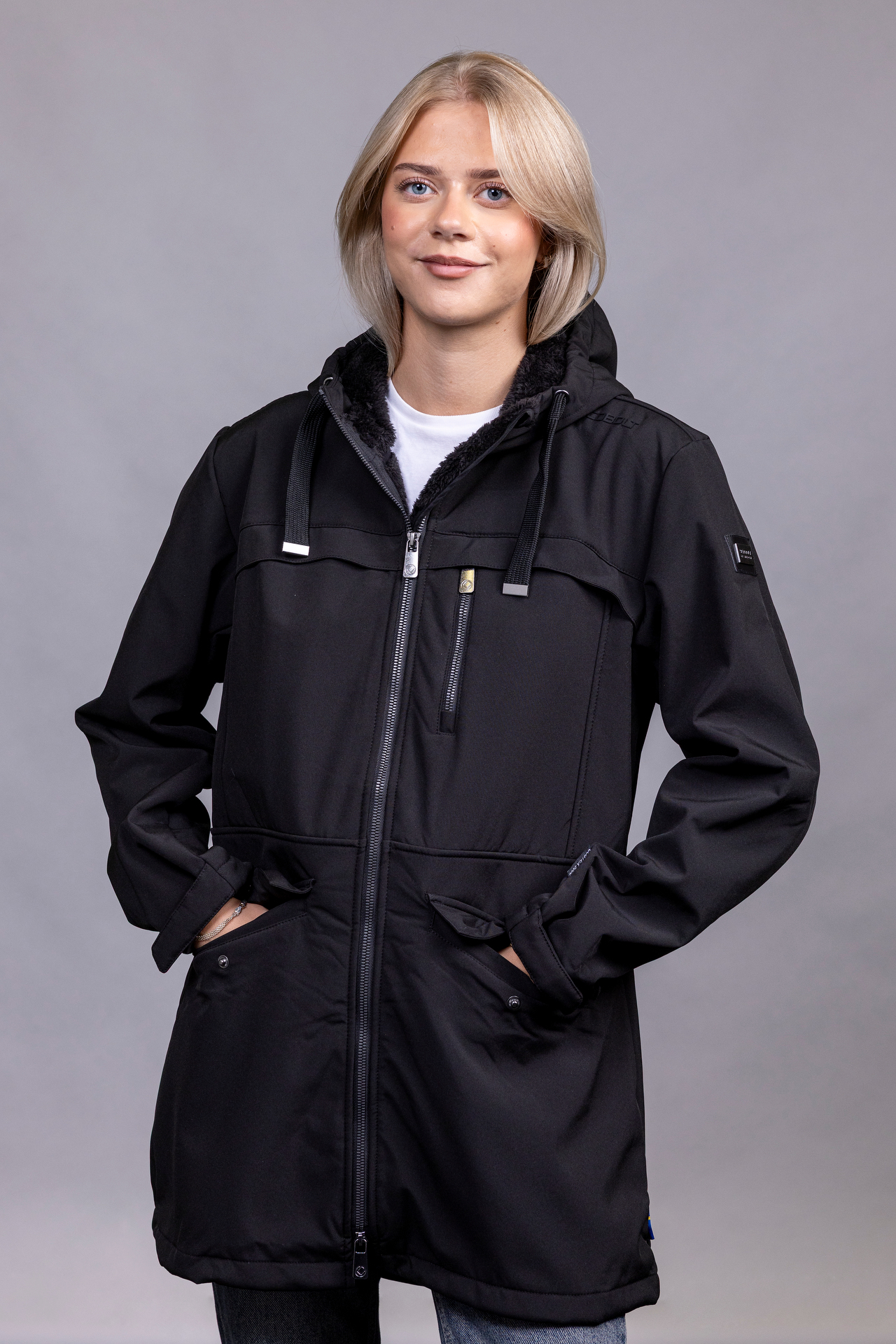 SANDRA SHERPA BLACK